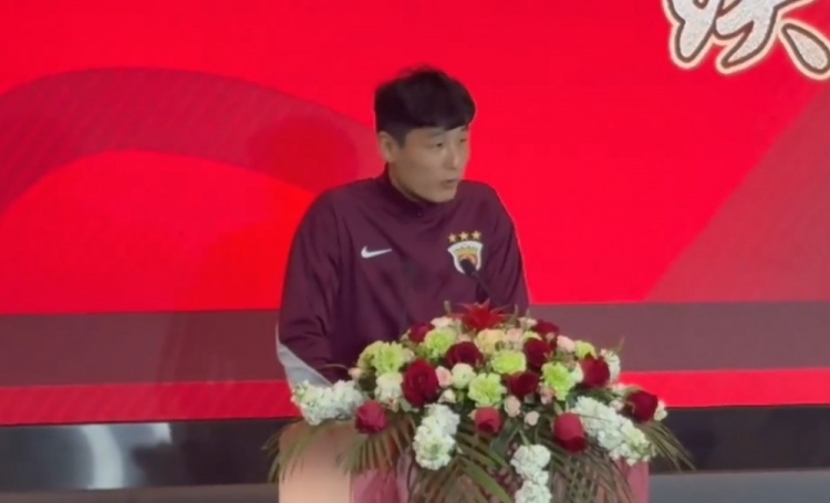  滬媒：遭遇三連敗開(kāi)局，上賽季雙冠王海港未盲目喊出“爭冠”口號