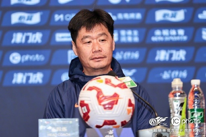  李霄鵬：希望明天比賽能打出一些新的東西，取得一個(gè)好的結果