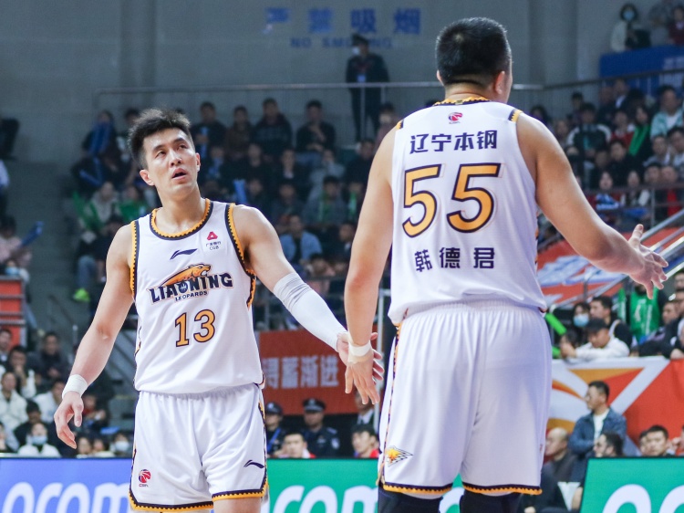  里程碑！韓德君8625分追平郭艾倫 并列遼籃隊史得分王