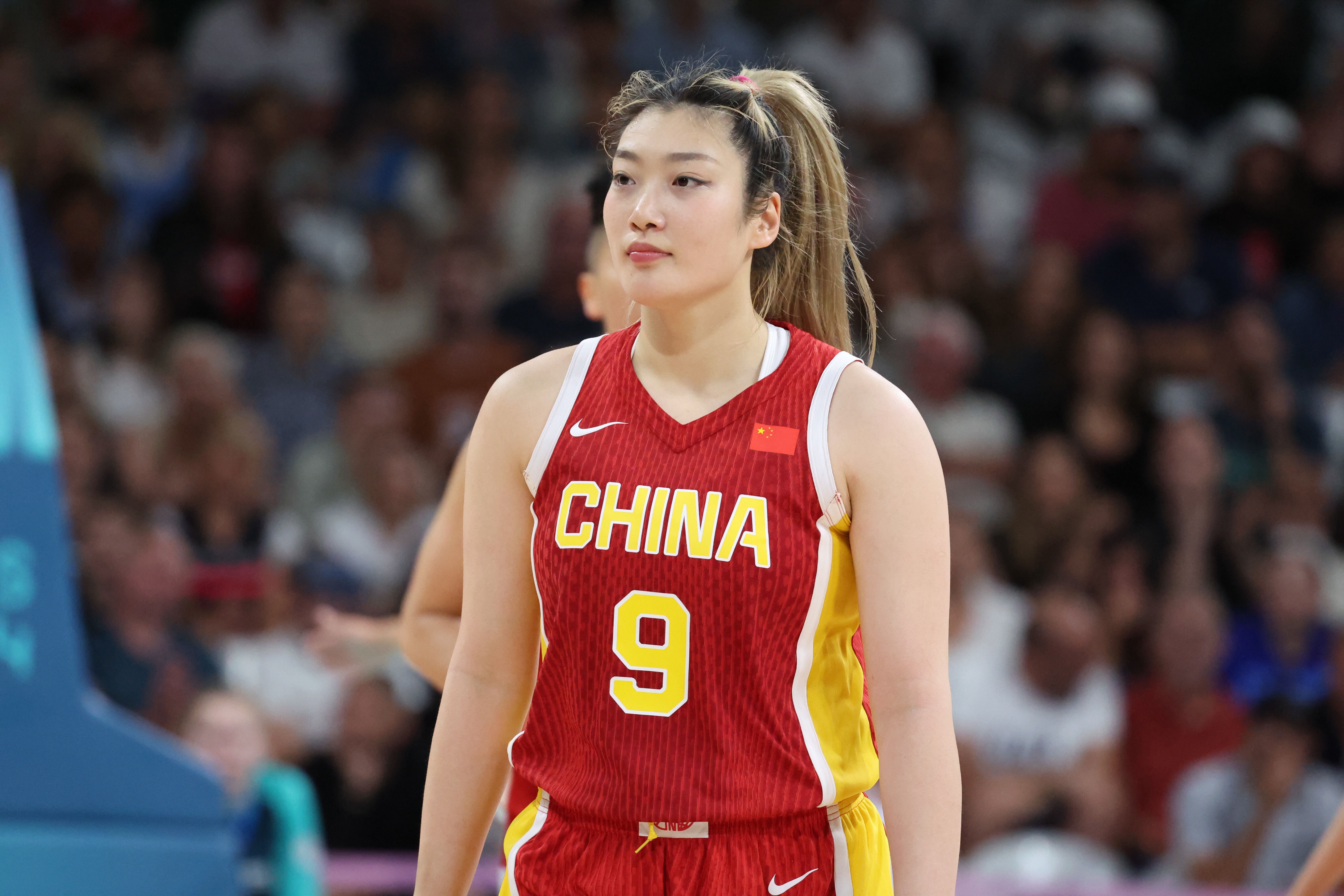  李夢(mèng)三八婦女節更博：致敬每一個(gè)我們 祝我們節日快樂(lè )！