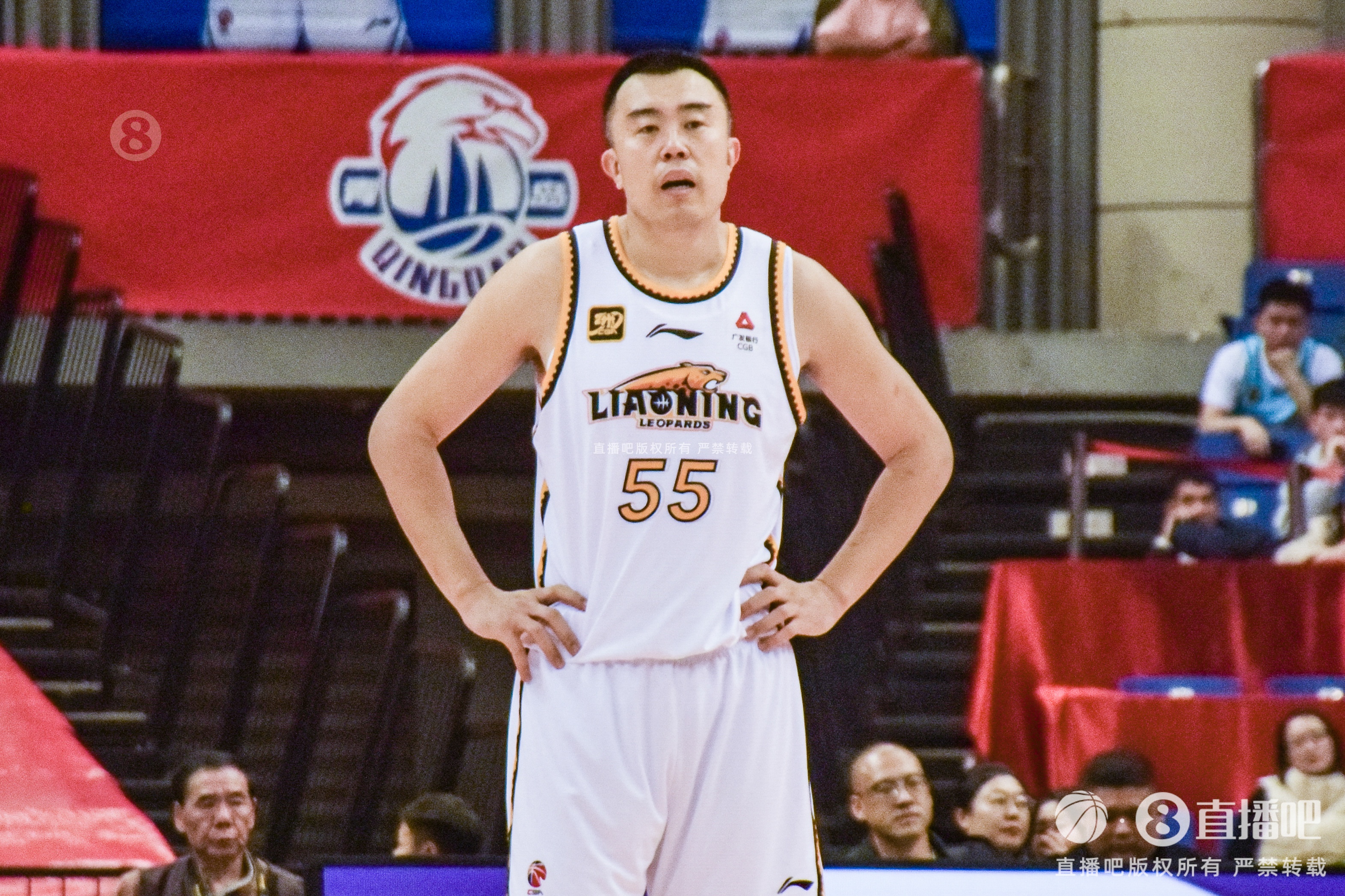  老將盡力了！韓德君5中4高效拿下14分6籃板