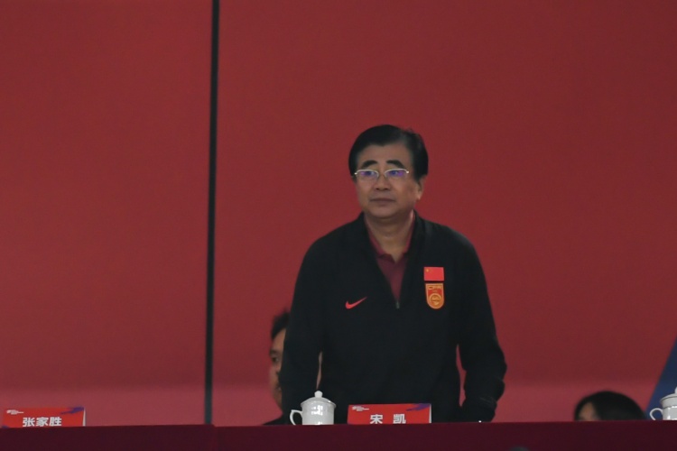  北青體育：宋凱、許基仁探班U20國青，將全程陪伴征戰U20亞洲杯